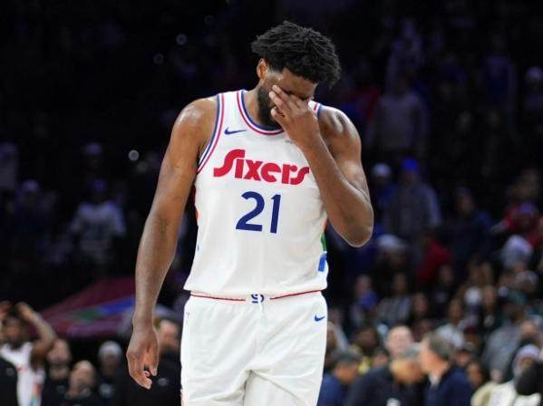 开云体育中国-恩比德要医疗退役？格雷姆斯44分毁76人五年大计