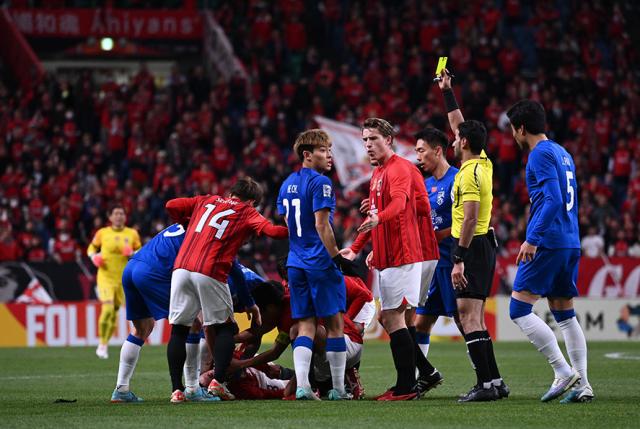 开云体育入口-中超战亚冠遇裁判不公必须承受 AFC高官早有暗示