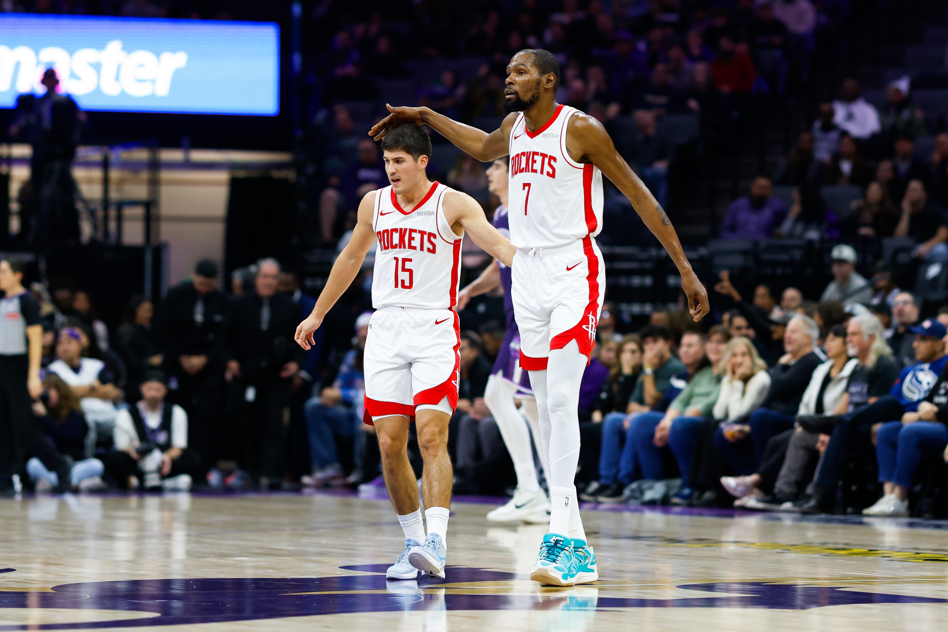 开云体育登录-助攻抢断创生涯新高！杜兰特：谢泼德为我们做到了一切！