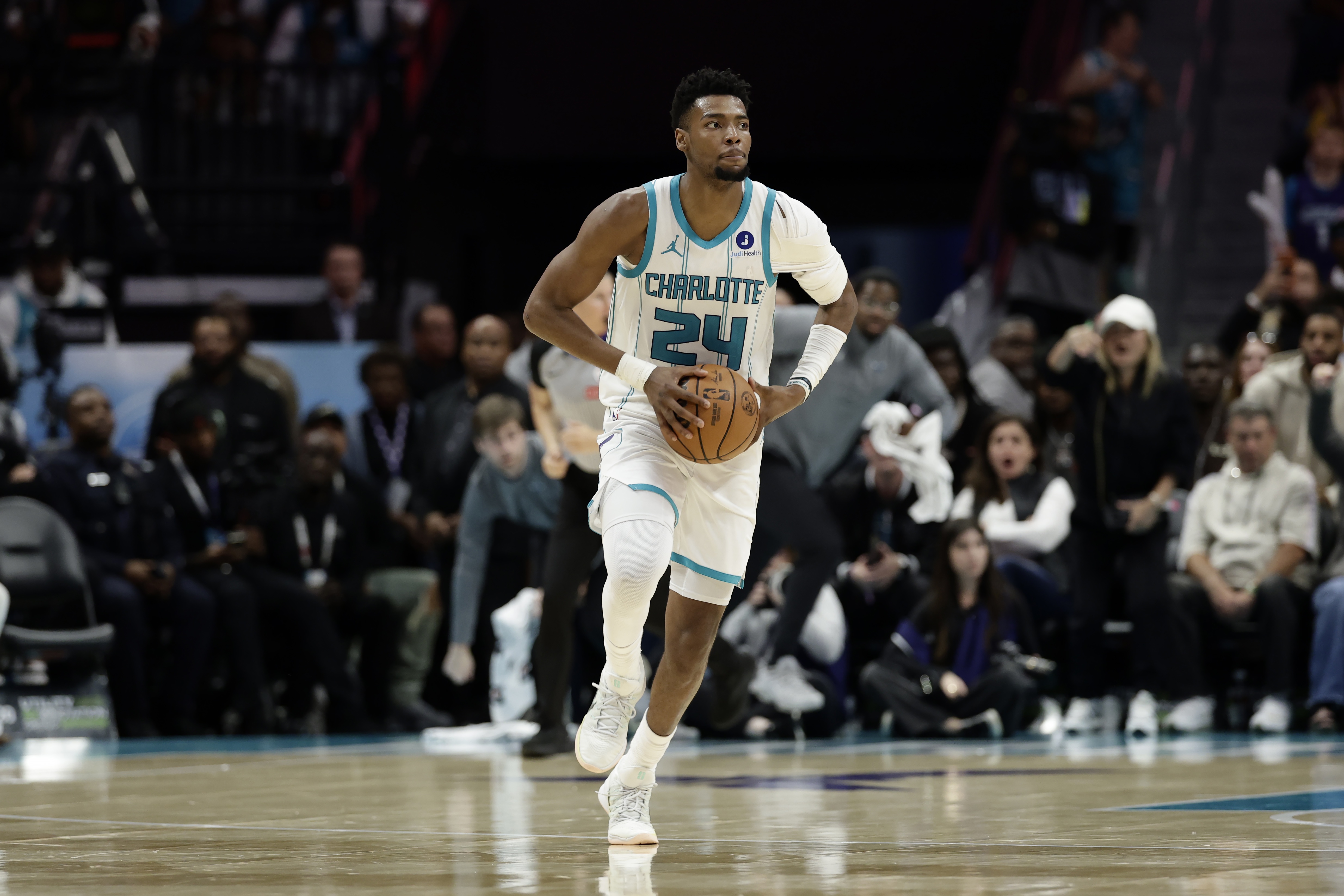 开云体育在线-米勒：我们的斗志一直都在 始终以最高水准去竞争为夏洛特多赢球